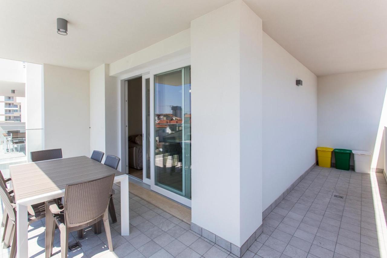 Immobiliare Jvl - Vm2 Lejlighed Lido di Jesolo Eksteriør billede