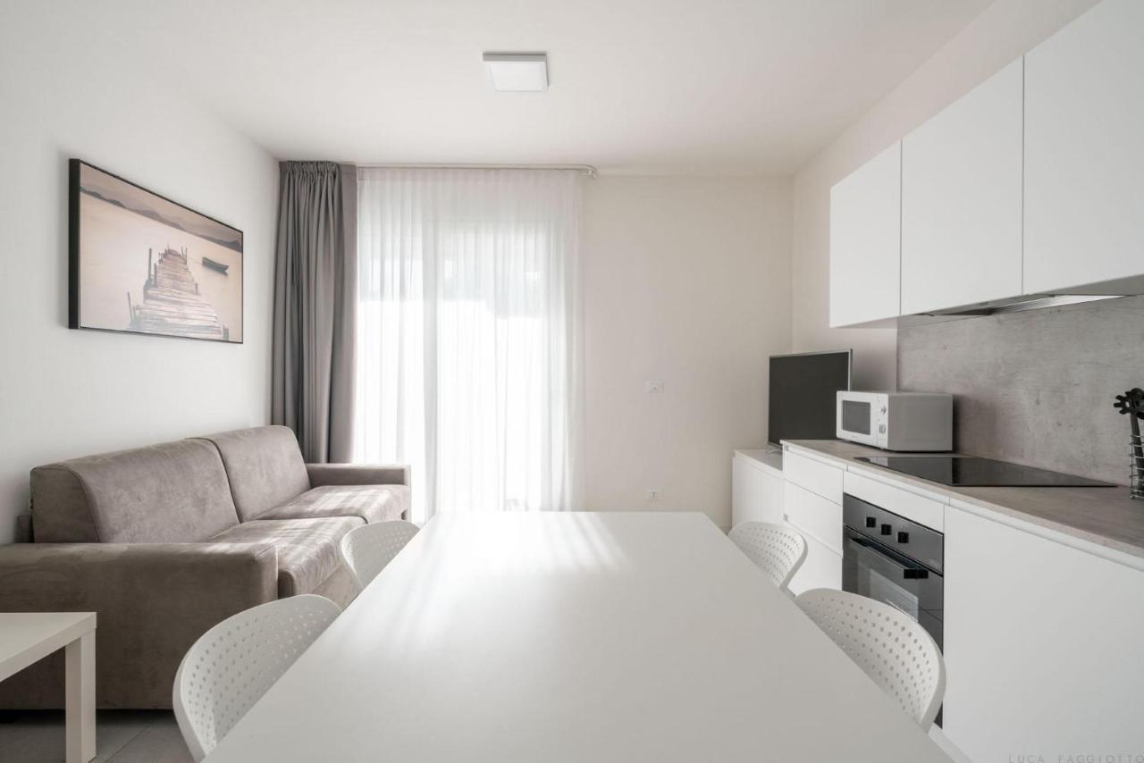 Immobiliare Jvl - Vm2 Lejlighed Lido di Jesolo Eksteriør billede