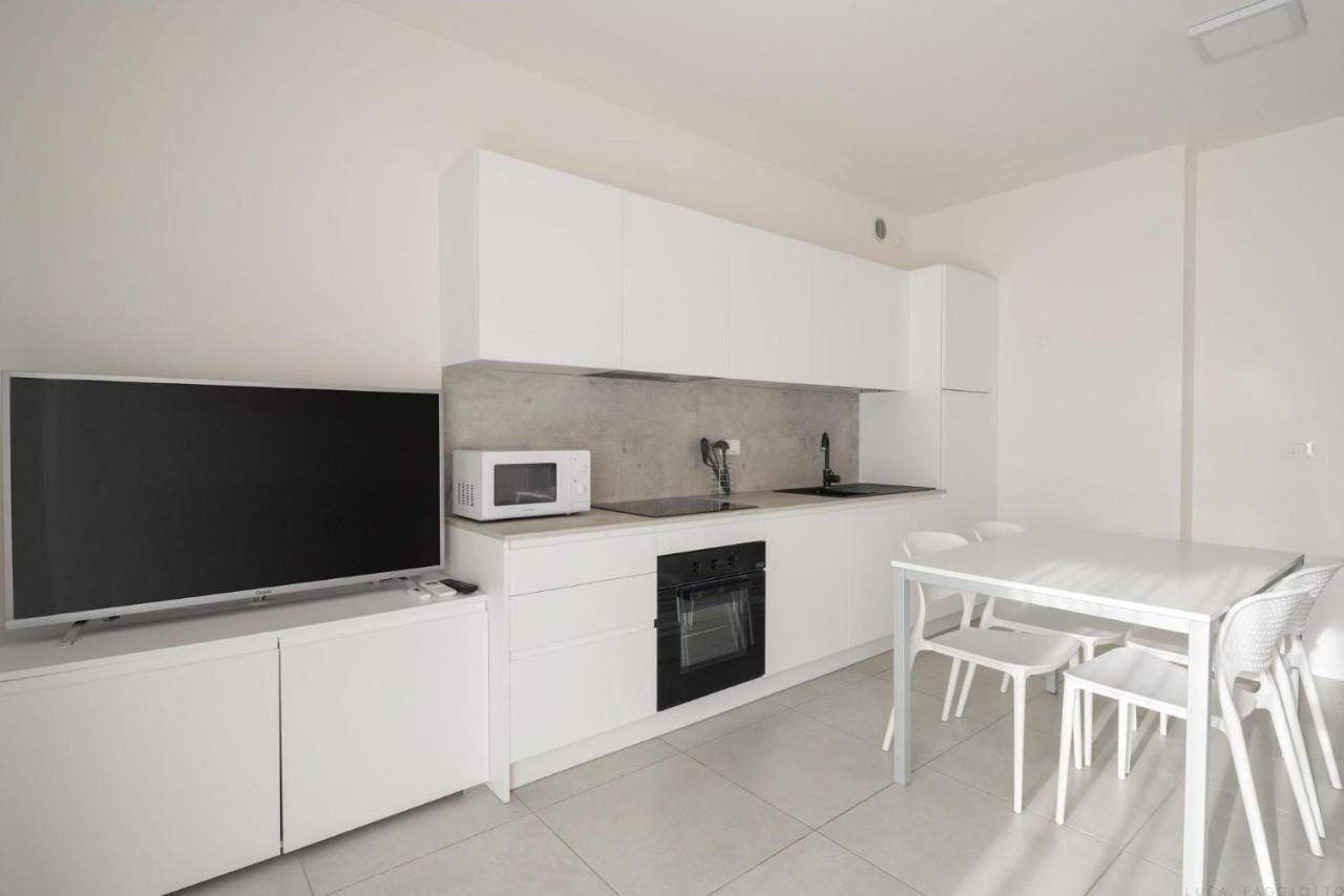 Immobiliare Jvl - Vm2 Lejlighed Lido di Jesolo Eksteriør billede