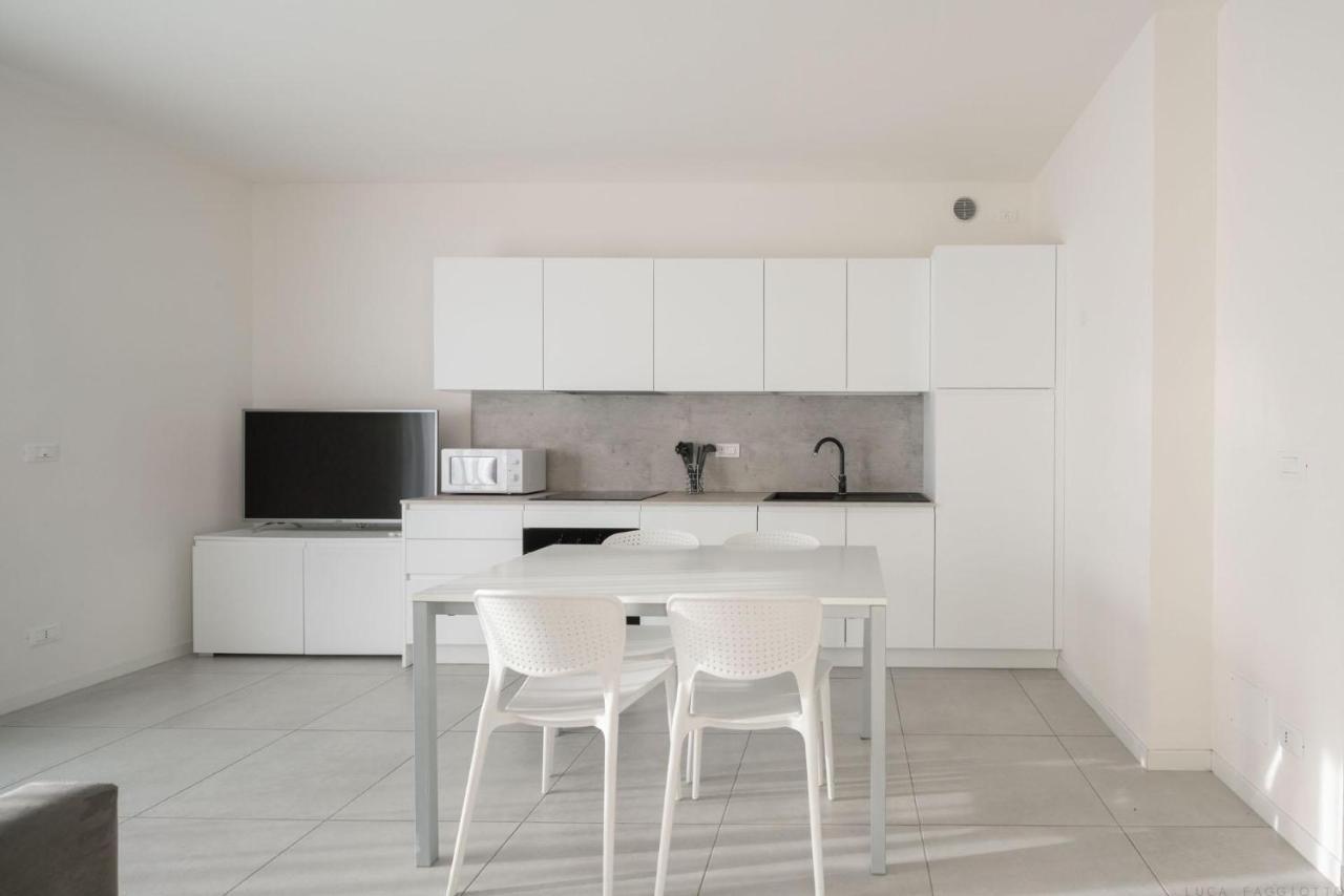 Immobiliare Jvl - Vm2 Lejlighed Lido di Jesolo Eksteriør billede